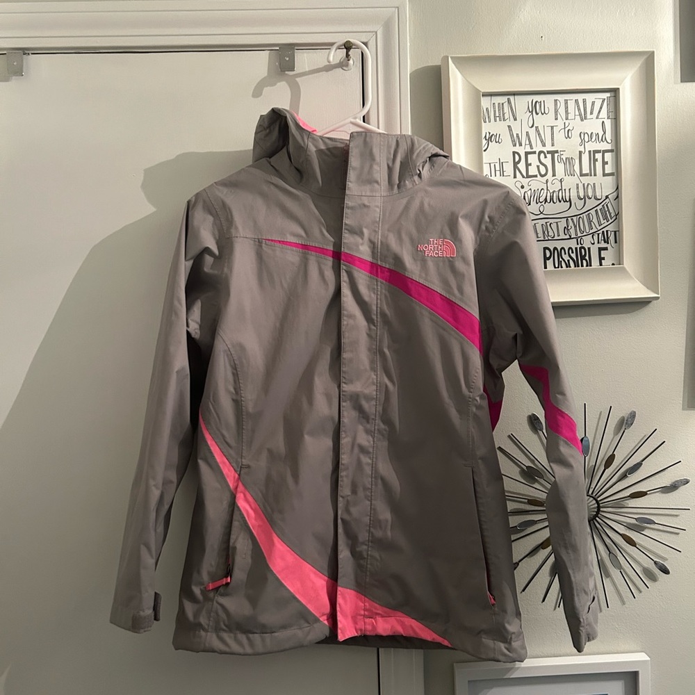 North Face Hyvent Girls Rain and Wind Jacket
